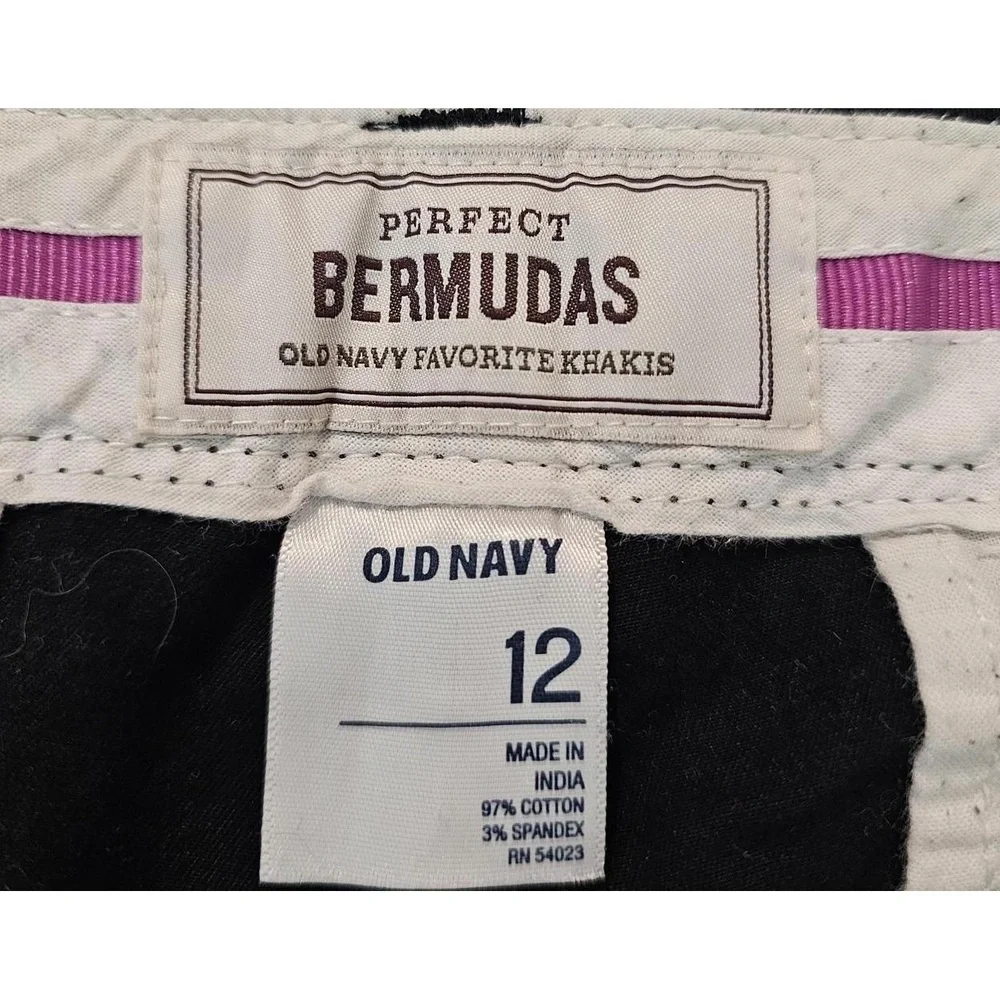 OLD NAVY Black Bermuda‎ Cotton Blend Stretch Shorts Womens Size 12
